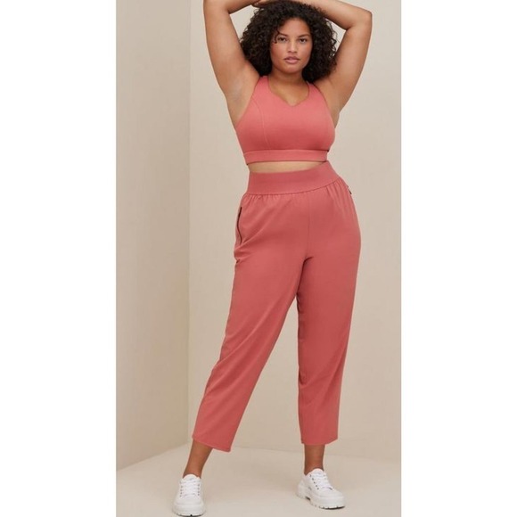 torrid Pants - Torrid Happy Camper Pants ACTIVE STRETCH LIGHTWEIGHT Pink Plus Size 2 2X